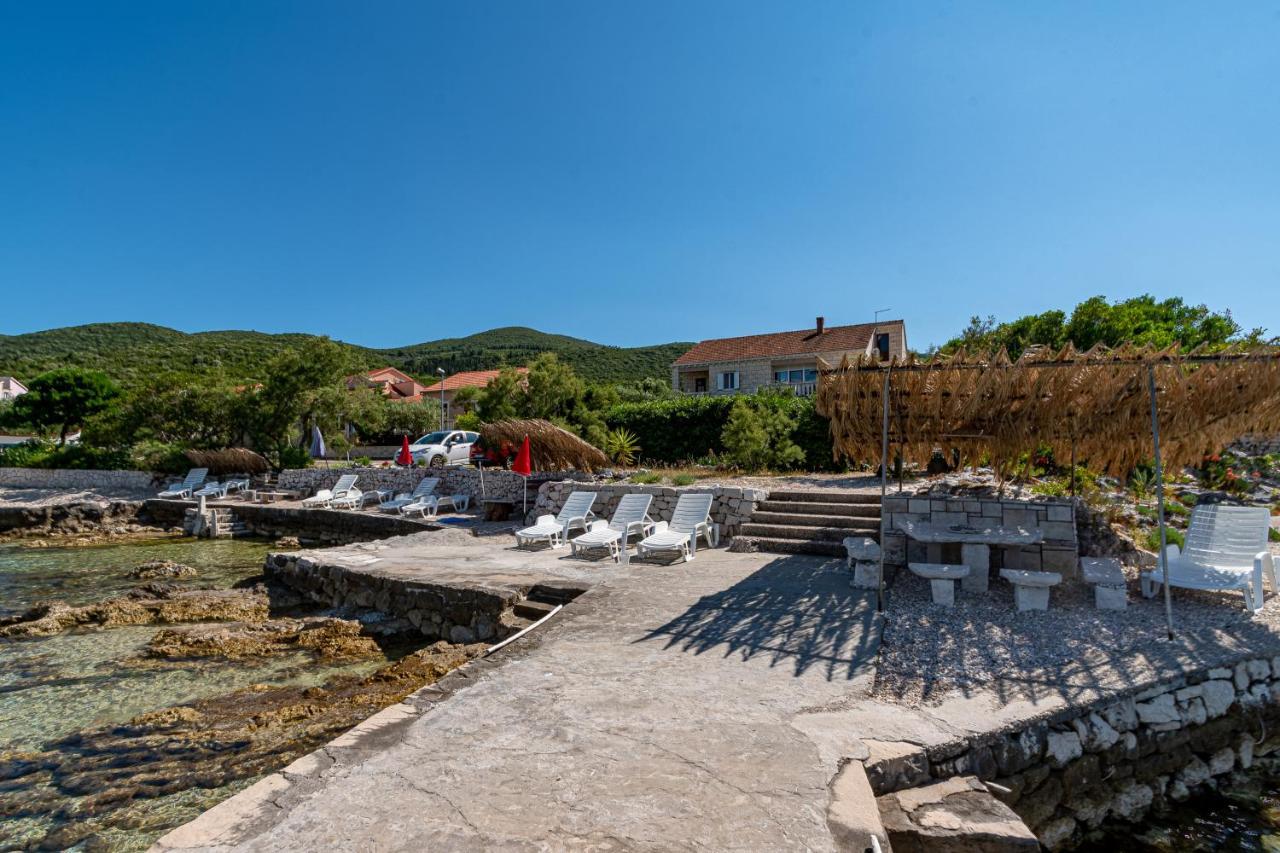 Apartments Mak Račišće Esterno foto