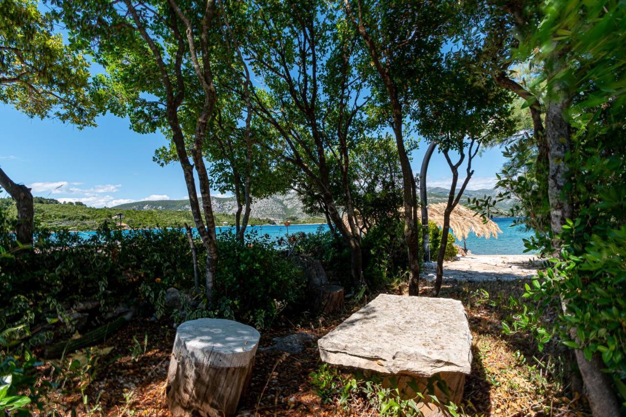 Apartments Mak Račišće Esterno foto