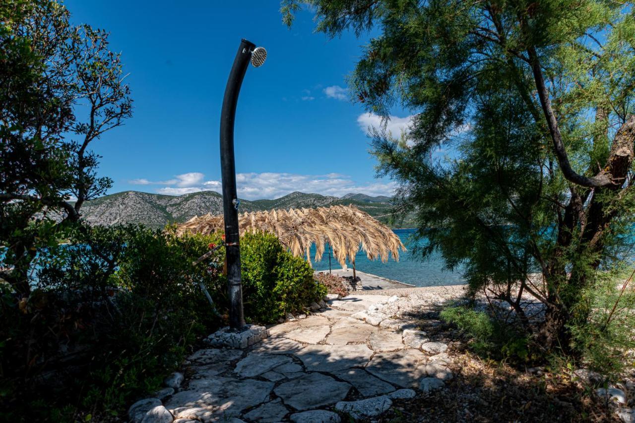 Apartments Mak Račišće Esterno foto