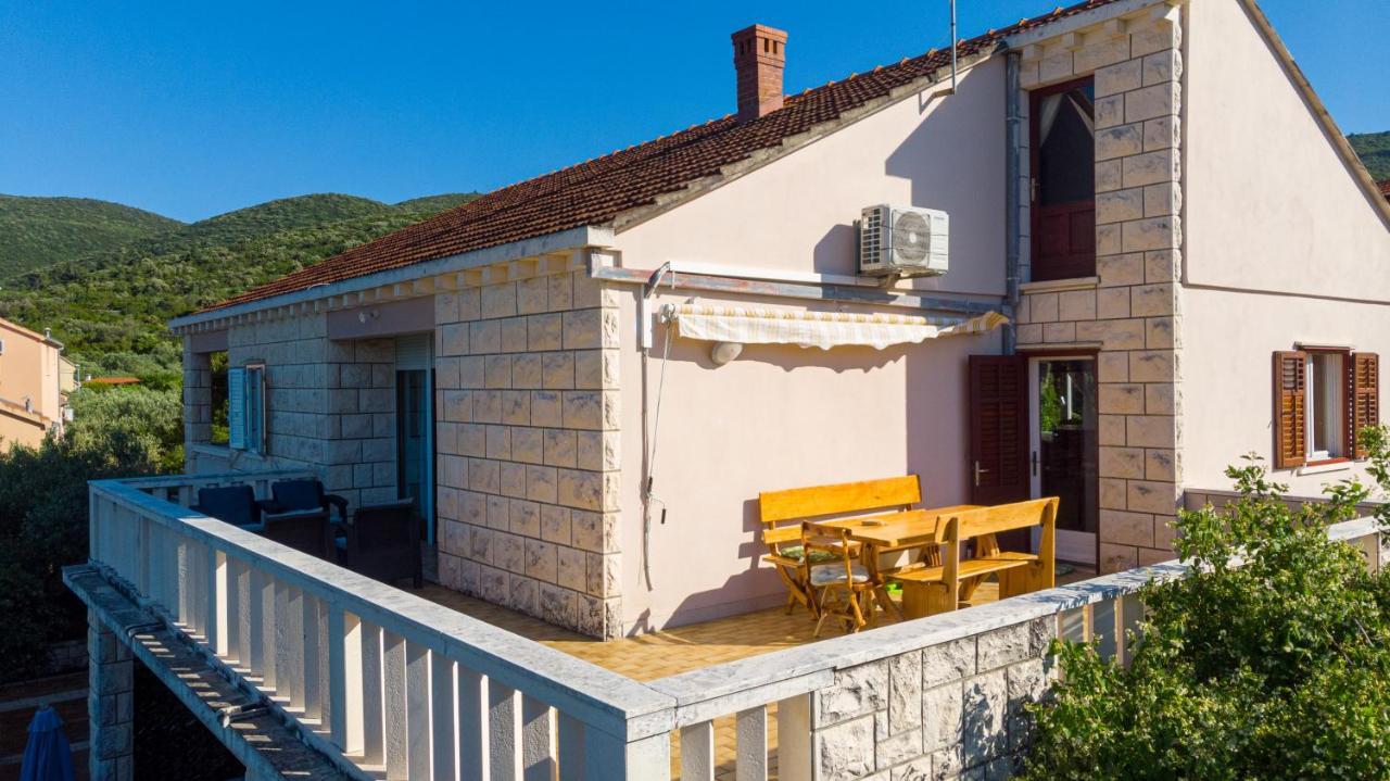 Apartments Mak Račišće Esterno foto