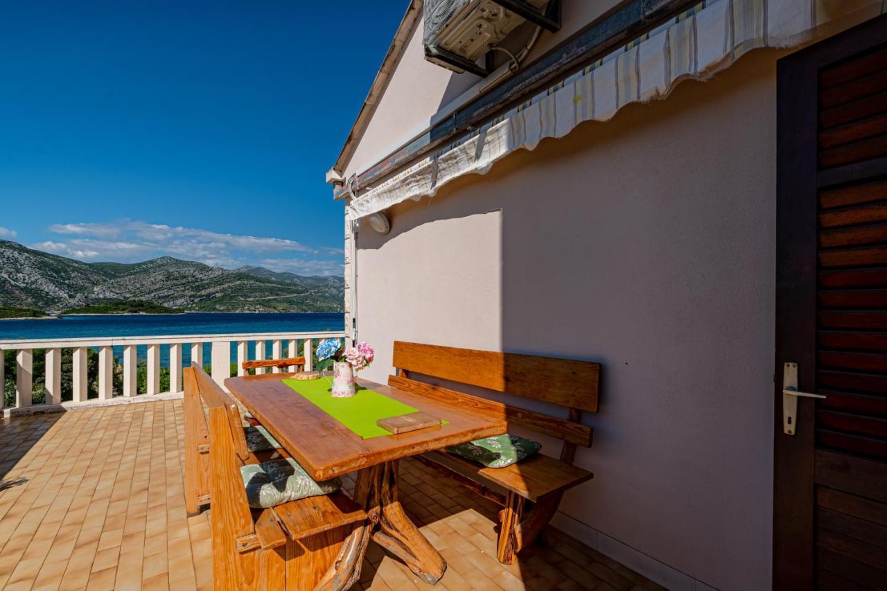Apartments Mak Račišće Esterno foto