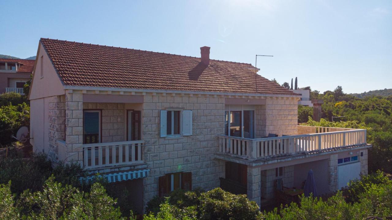 Apartments Mak Račišće Esterno foto