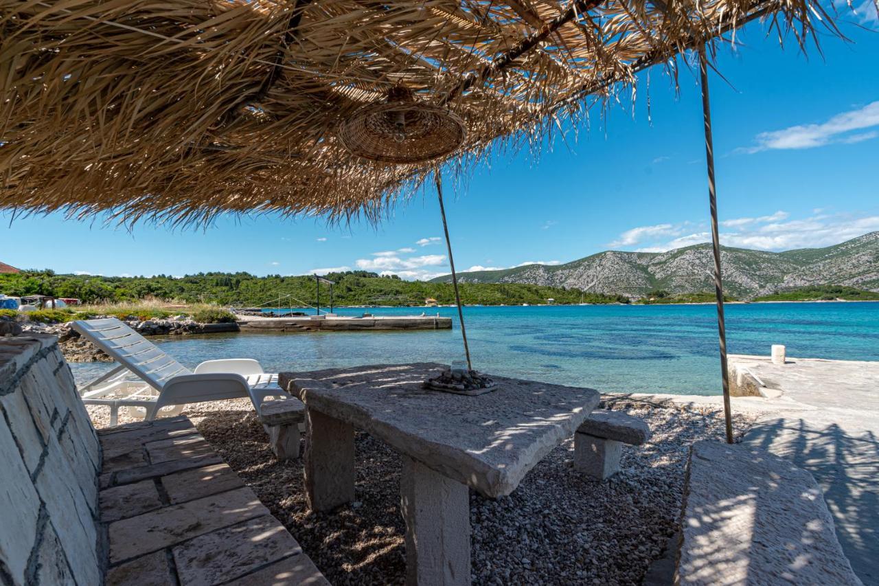 Apartments Mak Račišće Esterno foto