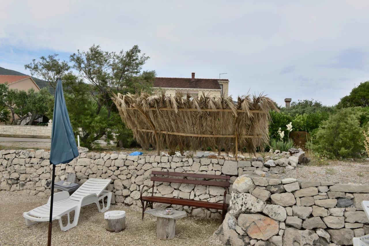 Apartments Mak Račišće Esterno foto