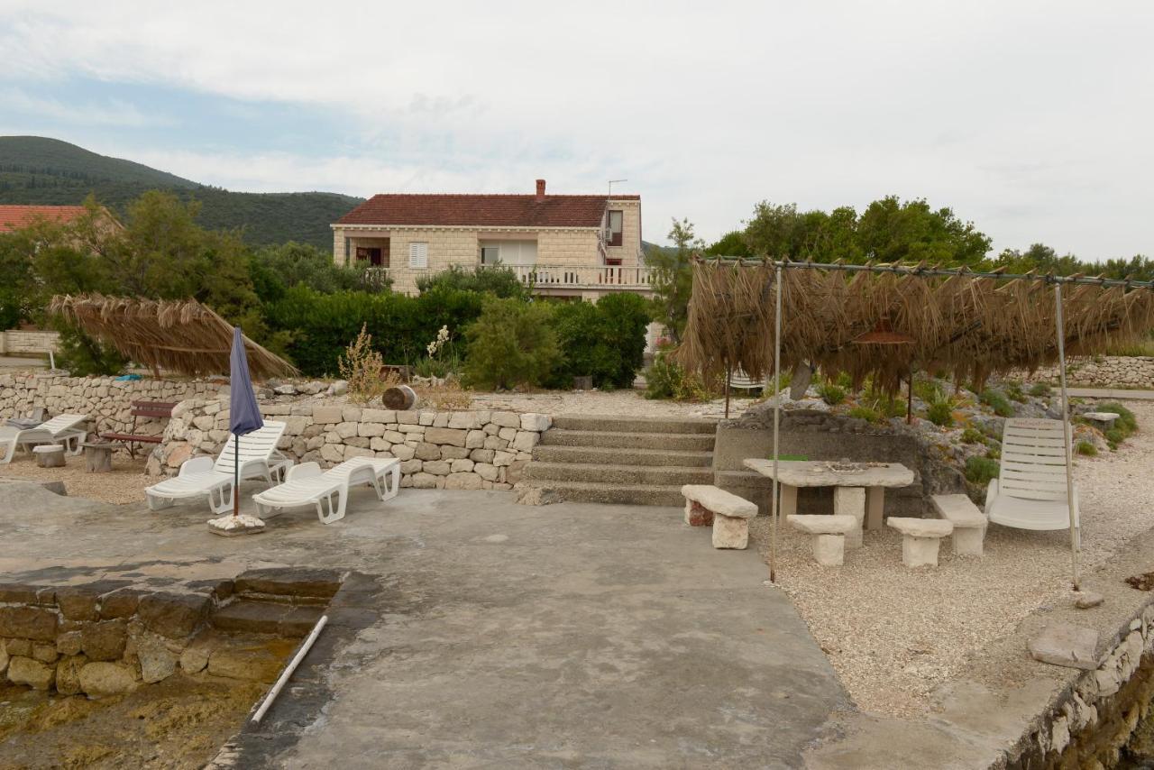 Apartments Mak Račišće Esterno foto