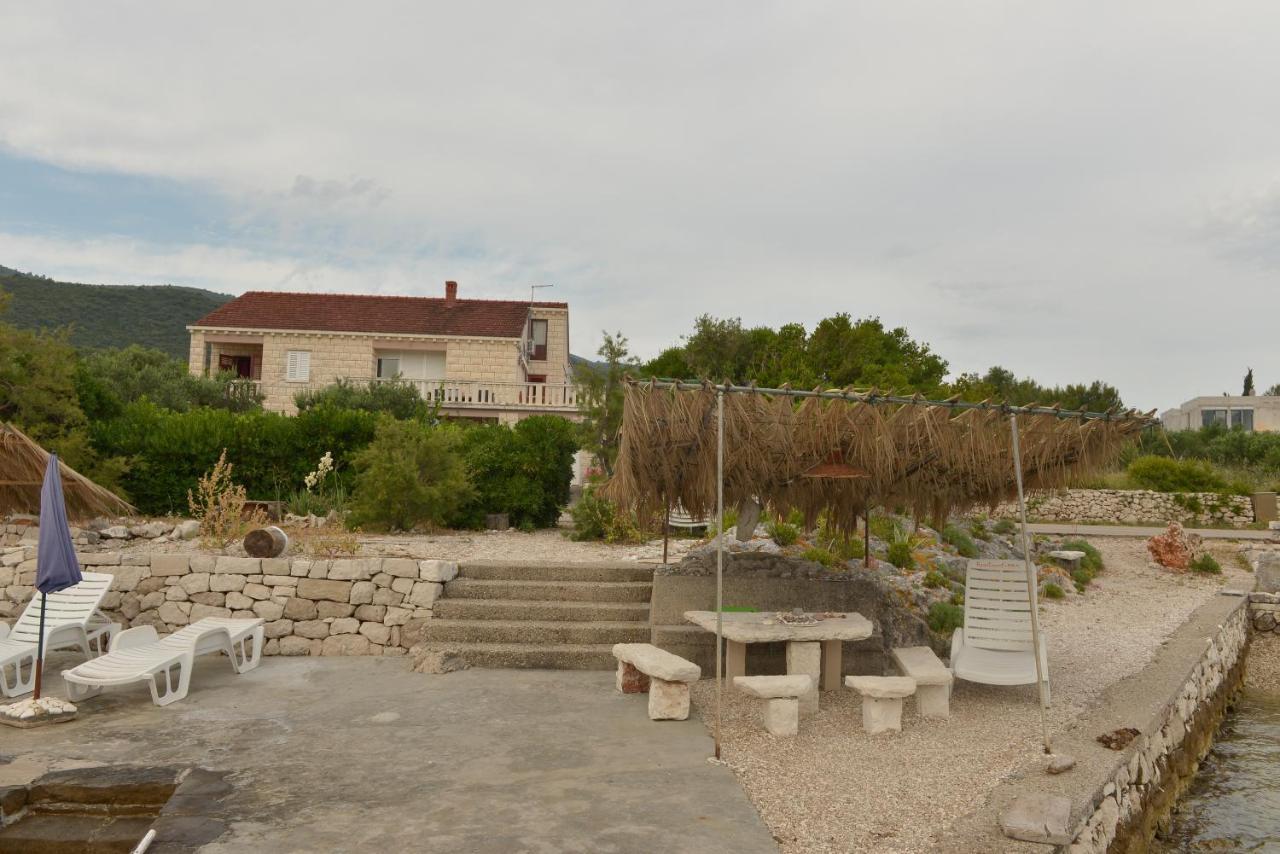 Apartments Mak Račišće Esterno foto