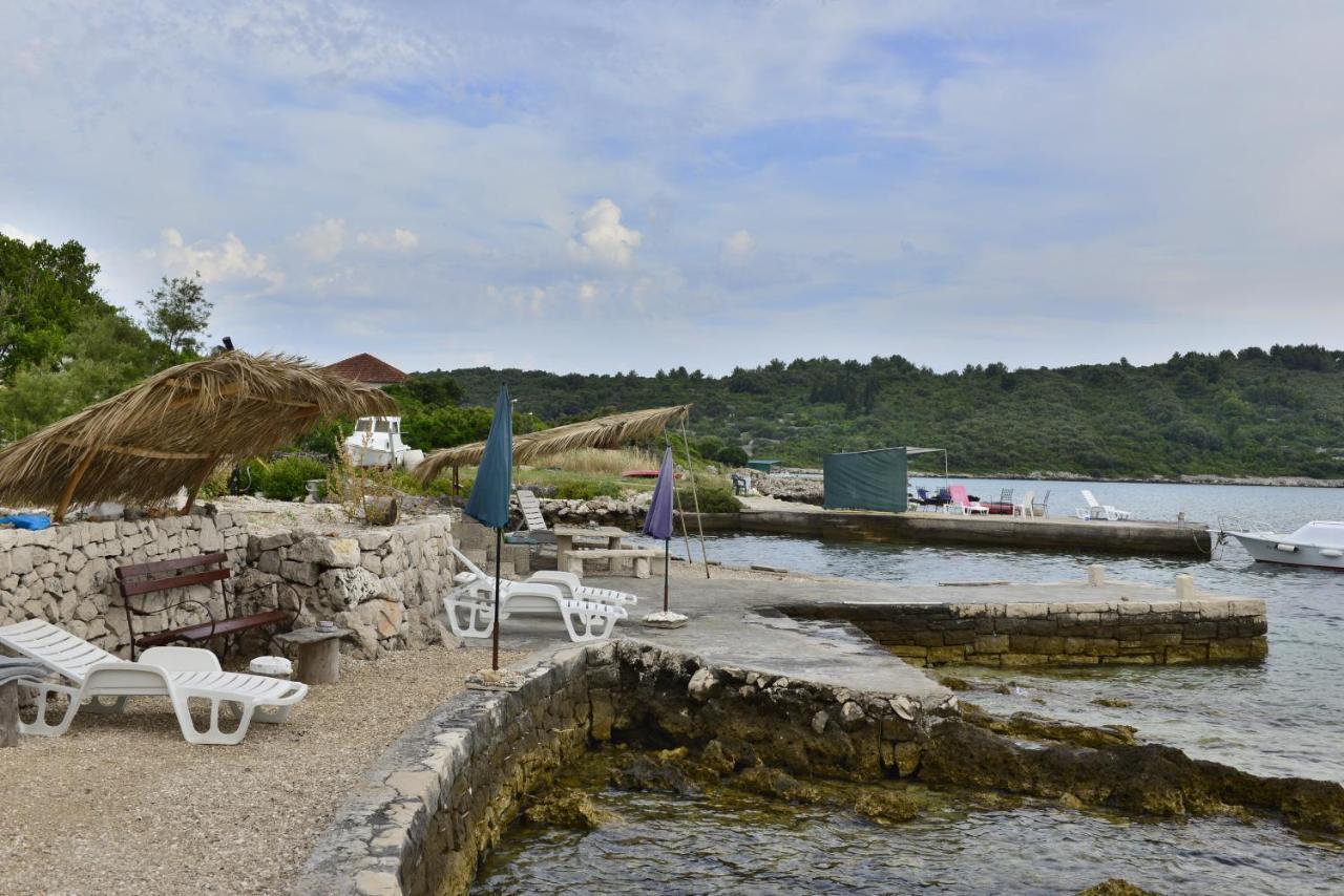 Apartments Mak Račišće Esterno foto
